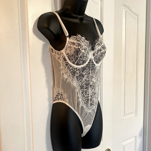 “TIC TOC” Hopeless Romantic Lace Mesh Teddy BodySuit - Picture 9 of 16